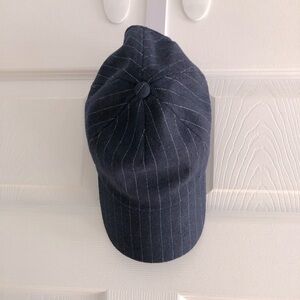 GAP Navy and White Striped Felt Hat